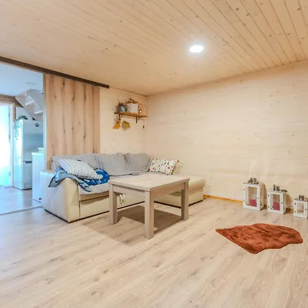 Holiday home Drewniany Caloroczny