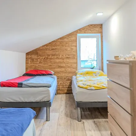 Drewniany Caloroczny Holiday home