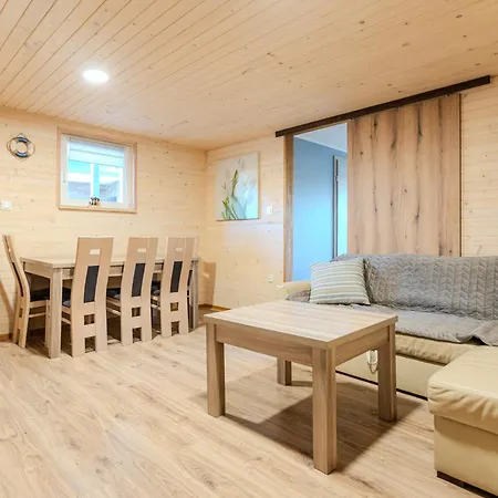 Drewniany Caloroczny * Dziwnów