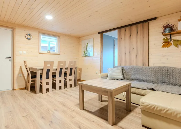 Drewniany Caloroczny * Dziwnów